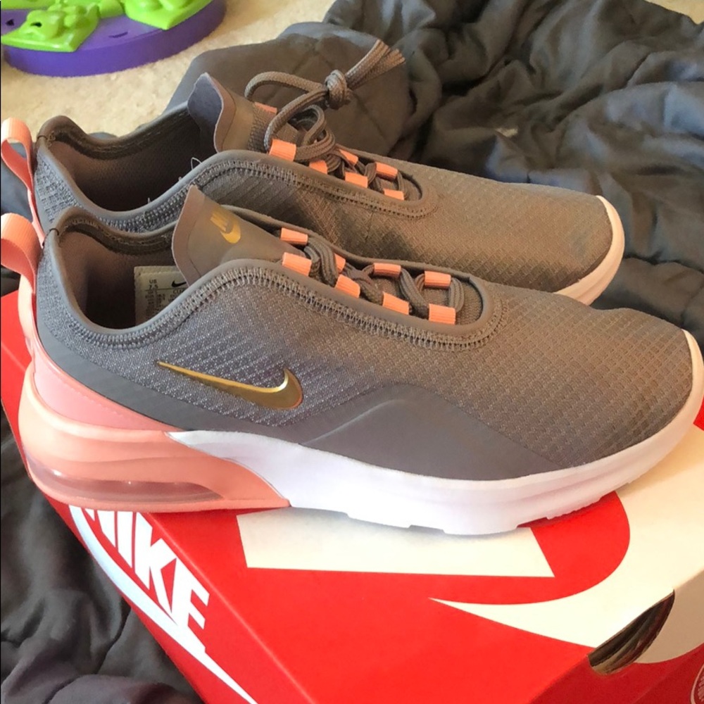 Women’s Nike air max